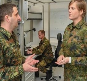 Αναστάζια Μπίφανγκ: Η τρανσέξουαλ Αντισυνταγματάρχης έγινε διοικητής μονάδας στο γερμανικό στρατό