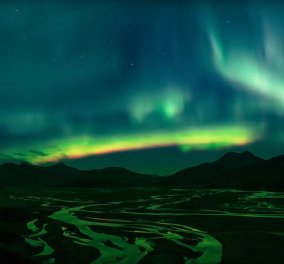 H μαγευτική Ισλανδία: Ταξίδι στα βαθιά φαράγγια μέχρι το υπέροχο Βόρειο Σέλας (ΦΩΤ0-ΒΙΝΤΕΟ)