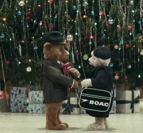 Η πιο συγκινητική χριστουγεννιάτικη διαφήμιση "προσγειώθηκε"- Η αγάπη γεννήθηκε κάποια Χριστούγεννα... (ΦΩΤΟ- ΒΙΝΤΕΟ)