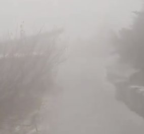 Βίντεο: Εντυπωσιακές εικόνες από τη χιονοθύελλα στην Πάρνηθα! 
