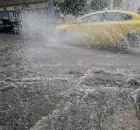 Συνεχίζονται τα προβλήματα από την κακοκαιρία: Σφοδρή βροχόπτωση στην Αττική - Προβλήματα στο Κερατσίνι το Πέραμα τη Σαλαμίνα 
