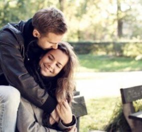 Οι 6 καθημερινές συνήθειες που έχουν τα ικανοποιημένα ζευγάρια