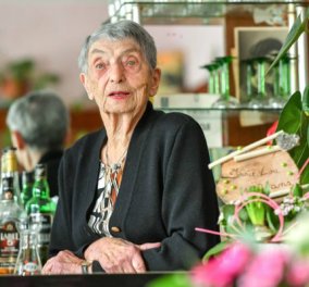 Η Μαρί είναι η γηραιότερη μπαργούμαν της Γαλλίας: Είναι 100 χρονών & αποκαλύπτει το μυστικό της