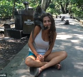 Ξεκαρδιστικό βίντεο: Ζευγάρι ταξίδεψε στο Μπαλί & συνάντησε μια "άτακτη μαϊμου" - Χούφτωνε την γυναίκα