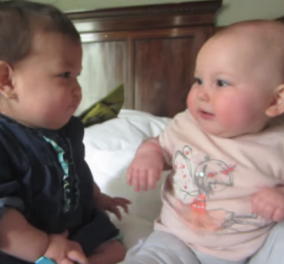 Smile βίντεο: Αυτά τα δυο ζουζουνάκια γελάνε, μιλούν, δαγκώνονται & έχουν σημειώσει πάνω από 38 εκατ. views!