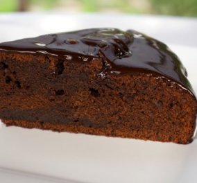 Σοκολατένιες πειρασμός που δεν μπορούμε να αντισταθούμε! Κορυφαίο Fudge Cake από τον Βαγγέλη Δρίσκα & φύγαμε για κουζίνα...