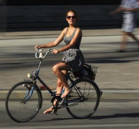 Οι γυναίκες που κάνουν ποδήλατο έχουν καλύτερη απόδοση στο σεξ! Τι λέει η μελέτη του Παν/μιου της Καλιφόρνια
