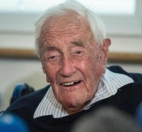 Διάσημος βοτανολόγος πέθανε με ευθανασία στα 104 ακούγοντας την Ωδή στη Χαρά του Μπετόβεν- Τελευταίο δείπνο ψάρι με πατάτες (ΦΩΤΟ-ΒΙΝΤΕΟ)