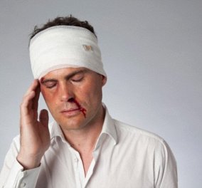 Προσοχή! Τα χτυπήματα στο κεφάλι αυξάνουν τον κίνδυνο άνοιας