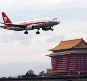 Κίνα: Έσπασε το τζάμι του πιλοτηρίου ενώ πετούσε το αεροσκάφος & ο μισός συγκυβερνήτης βρέθηκε στον αέρα! (ΦΩΤΟ)