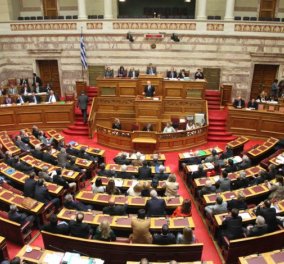 Live από την Βουλή: Η σφοδρή σύγκρουση Κυβέρνησης- Αντιπολίτευσης- Ομιλία Καμμένου & η παρέμβαση Καραμανλή