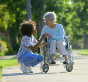 Σημαντικές εξελίξεις για την Πολλαπλή Σκλήρυνση: Θεραπεία καθυστερεί το αναπηρικό αμαξίδιο