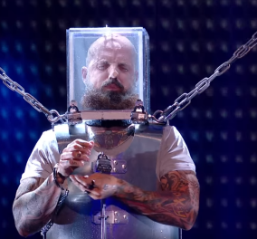 Britain’s Got Talent: Διαγωνιζόμενος έκλεισε το κεφάλι του σε ένα κλουβί γεμάτο νερό και παραλίγο να πνιγεί (ΒΙΝΤΕΟ) 