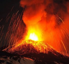 Βίντεο - εικόνες απόλυτης καταστροφής: Το ηφαίστειο Φουέγκο ξεσπάθωσε- 25 νεκροί, δεκάδες τραυματίες & τα ποτάμια λάβας λιώνουν ό,τι βρουν 