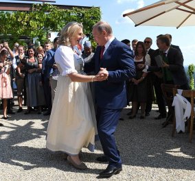 Γαμήλιες χαρές για τον Πούτιν : Χόρεψε τη νύφη με τέτοια επιδεξιότητα που άφησε τους πάντες άφωνους (φωτο) 