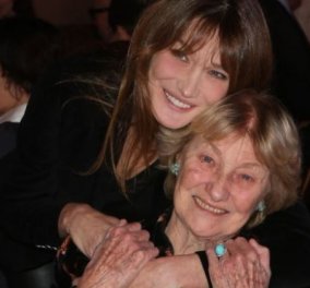 Μια απίθανη φωτογραφία της 88χρονης μαμάς της με μαγιό ανέβασε η Κάρλα Μπρούνι - Χαμόγελο και αισιοδοξία