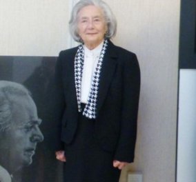 Η ιδιαιτέρα γραμματέας του Κωνσταντίνου Καραμανλή, Λένα Τριανταφύλλη, «έφυγε» από τη ζωή