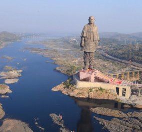 Αυτό είναι το ψηλότερο άγαλμα του κόσμου - Δείτε τις πρώτες φωτογραφίες από το Ινδικό «θαύμα»