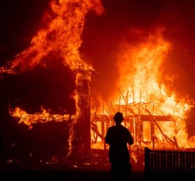 Συνταρακτικές εικόνες και βίντεο από την κόλαση φωτιάς στην Καλιφόρνια που κατέστρεψε ολόκληρη πόλη 26.000 κατοίκων (Φωτό & Βίντεο)