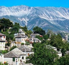 Μηλιά Μετσόβου: Ο απίστευτος παραδοσιακός οικισμός & η βαλσαμωμένη αρκούδα στο κέντρο του χωριού από ψηλά - Βίντεο 