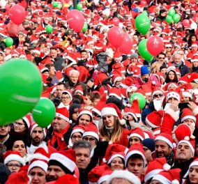 Santa Run: Χιλιάδες άνθρωποι ξεχύθηκαν στους δρόμους ντυμένοι Αη Βασίληδες  και έτρεξαν για καλό σκοπό (φωτό)