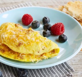 2 απίθανες συνταγές με αυγά γεμάτες πρωτεΐνη & χαμηλές σε περιεκτικότητα, λιπαρά, υδατάνθρακες 