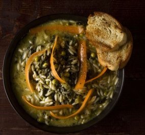Άκης Πετρετζίκης: Μινεστρόνε με πράσινα λαχανικά - Θα τo λατρέψετε!