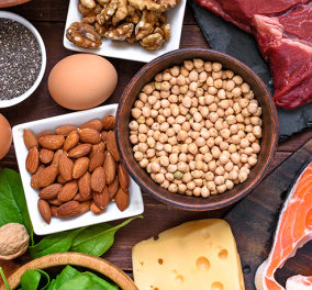 Αυτές είναι οι επιπτώσεις στην υγεία αν δεν τρώτε αρκετή πρωτεΐνη 