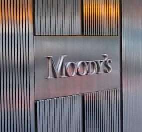 Πιο ασφαλείς οι ελληνικές τράπεζες - Πώς τις αξιολογεί ο οίκος Moody's