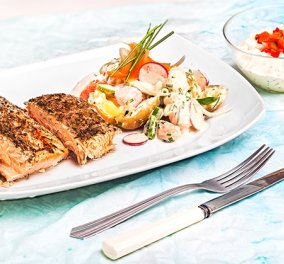Αργυρώ Μπαρμπαρίγου: Σήμερα τρώμε υγιεινά & νόστιμα! Σολομό ψητό με λαχανικά & σάλτσα ταρτάρ  