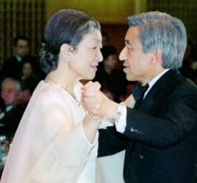 Φωτό άλμπουμ: Το αυτοκρατορικό ζεύγος της Ιαπωνίας που αποχωρεί αύριο μετά από 30 χρόνια στον θρόνο