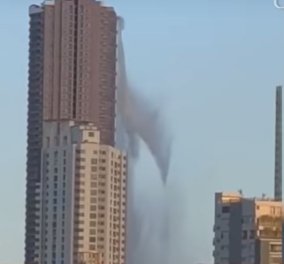  Δείτε το βίντεο! Το νερό της πισίνας πέφτει από τον 50ο όροφο του ουρανοξύστη από τον σεισμό!