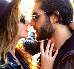 Επικίνδυνο το «γαλλικό» φιλί σύμφωνα με αυστραλιανή έρευνα – Τι μπορεί να μεταδώσουν;
