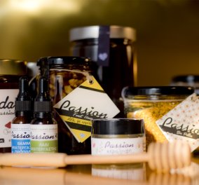 Αποκλειστικό - Made in Greece η Passion Forest Honey: Μια οικογένεια της Χαλκιδικής βάζει πάθος σε... βάζα με μέλια & καλλυντικά - Συνταγή του αρχαίου Έλληνα Ιατρού Γαληνού!