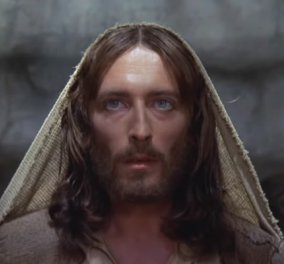 Ρόμπερτ Πάουελ: Στην Ελλάδα ο ηθοποιός που υποδύθηκε τον Χριστό στην ταινία «O Ιησούς από τη Ναζαρέτ» (ΦΩΤΌ)