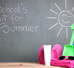 Δείτε πότε κλείνουν τα σχολεία για καλοκαίρι - Έτοιμοι οι μαθητές για τις θερινές διακοπές! 