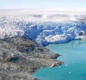 Το "κλιματικό χάος" είναι εδώ: Πάνω από το 40% των πάγων της Γροιλανδίας  έλιωσε σε μία μέρα (φώτο)