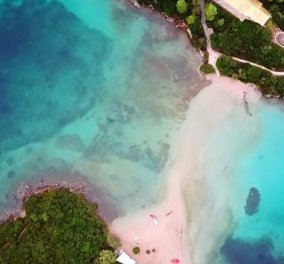 Βίντεο ημέρας - Μπέλα Βράκα: Η εξωτική Ροζ παραλία της Ηπείρου στα Σύβοτα από ψηλά