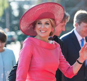 Βασίλισσα Μαξίμα: Η ατέλειωτη συλλογή των πλατύγυρων καπέλων της – Σε όλα τα χρώματα με ασορτί σκουλαρίκια (φωτό)