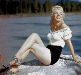 H Marilyn Monroe στο… ναυτικό! Vintage beauty pics της αξέχαστης κούκλας του Hollywood με ναυτάκια