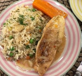 Αργυρώ Μπαρπαρίγου: Κοτόπουλο λεμονάτο κατσαρόλας με ρύζι - Με θεϊκή λεμονάτη σάλτσα και κρεμώδη υφή