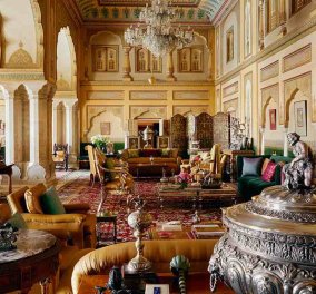 Ε, ναι! Τώρα μπορούμε να μείνουμε στο παλάτι που φιλοξενήθηκε η Τζάκι Κένεντι & να ζήσουμε σαν Μαχαραγιάδες - Η βασιλική οικογένεια της Ινδίας συνεργάστηκε με την Airbnb (φώτο)