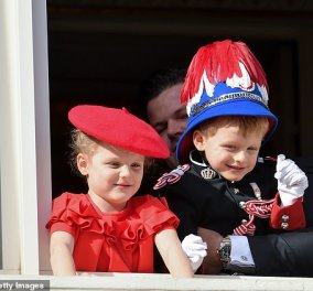 Αυτός είναι ο επόμενος πρίγκιπας του Μονακό: Ο μικρός Ζακ στην πρώτη επίσημη εμφάνιση με τον πατέρα του Πρίγκιπα Αλβέρτο (φώτο)