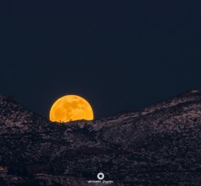 Μαγεία! Η "Πανσέληνος του Λύκου" πάνω από τη χιονισμένη Πάρνηθα - τα Χανιά - Το Ηράκλειο - Μάγεψε την Ελλάδα το εκθαμβωτικό φεγγάρι (φώτο)