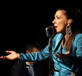 Η Φωτεινή Δάρρα στο Μέγαρο - «Η συμφωνική μουσική συναντά το μπουζούκι»