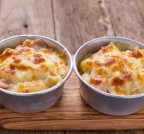 Η Αργυρώ Μπαρμπαρίγου δημιουργεί μια φανταστική συνταγή με τυριά & πατάτες αλά κρεμ που ξεμυαλίζουν