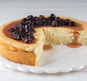 Ο Άκης Πετρετζίκης δημιουργεί: Απίθανο Γερμανικό Κέζε κούχεν - Παραδοσιακό cheesecake χωρίς βάση