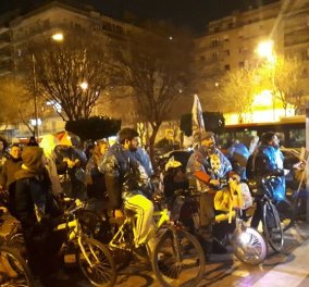 Θεσσαλονίκη: Μασκαράδες ποδηλάτες γιόρτασαν την Τσικνοπέμπτη - Γλέντι, χορός & παρέλαση (φωτό & βίντεο)