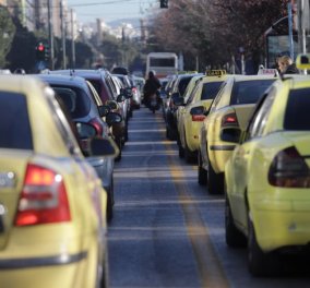 Κορωνοϊός: Διευκρινίσεις από την ομοσπονδία των ταξί για τον αριθμό πελατών 