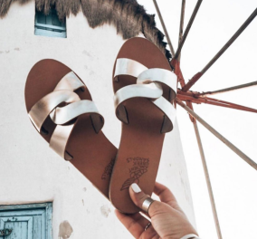 Αncient Greek Sandals: Τα Made in Greece σανδάλια φιγουράρουν στην Βρετανική Vogue  - Tα λένε Καρυάτιδα (φωτό)